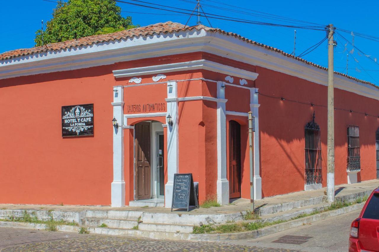 Hotel Y Cafe Ixmati Сучитото Экстерьер фото